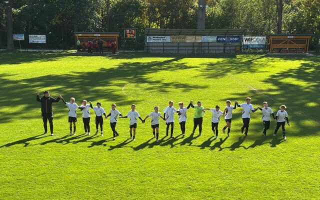 U13 - Mladší žáci B předvedli v Jesenici aktivní hru a zaslouženě zvítězili
