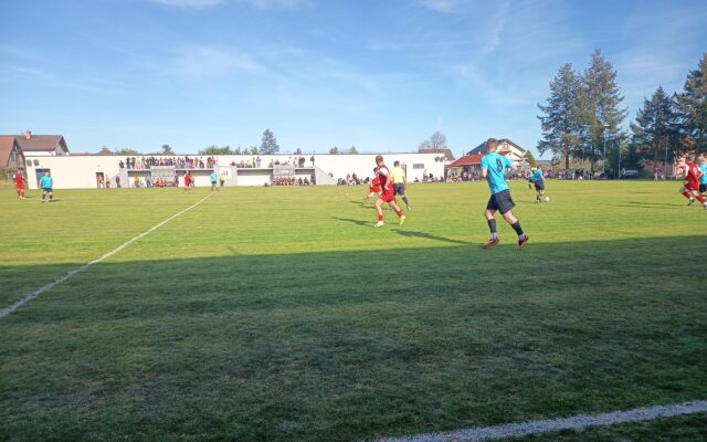 Derby v koncovce lépe zvládli domácí